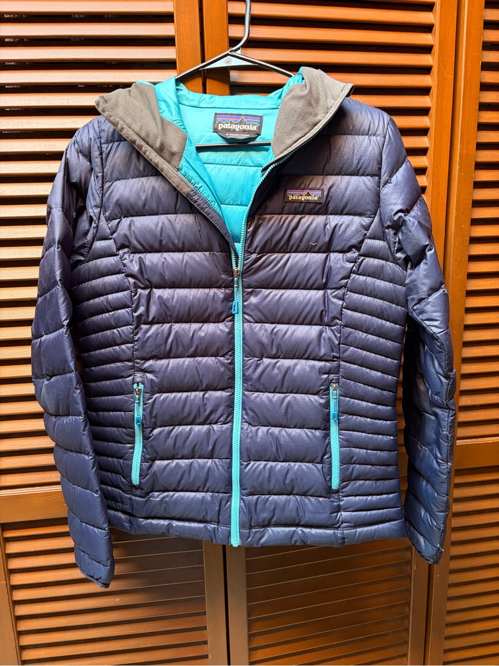 Patagonia Down Sweater Hoody Navy Women’s S